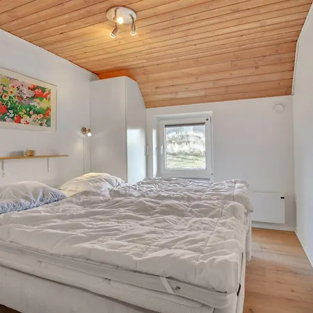 Alexia - 300m From The Sea By Interhome *