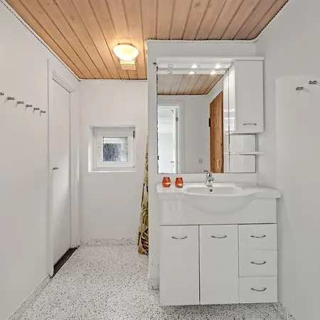 Nyaraló Alexia - 300m From The Sea By Interhome *